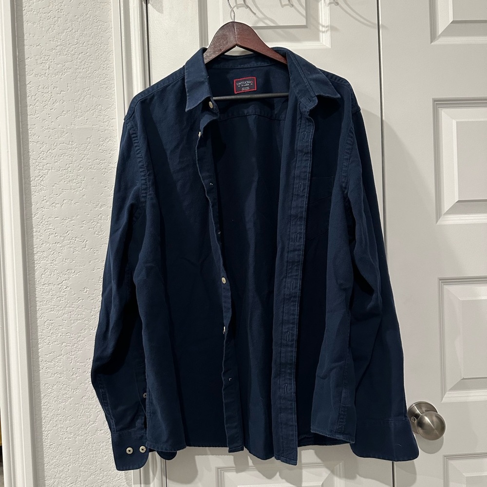 UNTUCKIT men’s long sleeve button up - XL